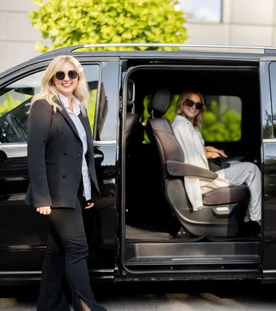 chauffeur taxi conventionne 83